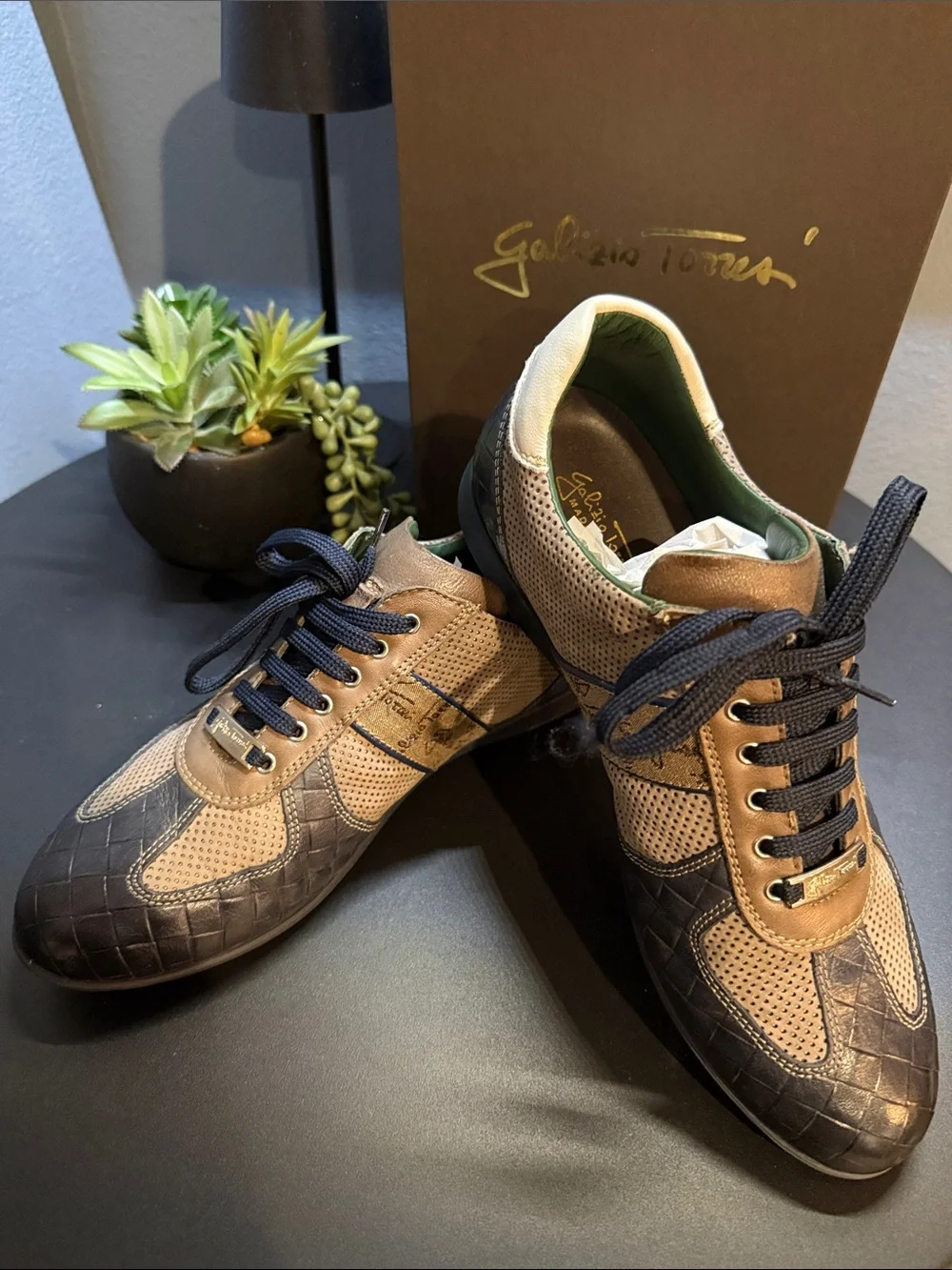 Galizio Torres Men's Tan, Dark Brown and Navy Blue Leather Sneaker